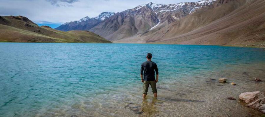 The Most Dramatic Crossover Treks In Himalayas